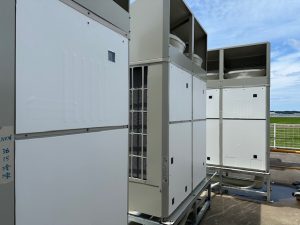 スーパーマーケット/工場<br>SPACECOOLによる省エネ